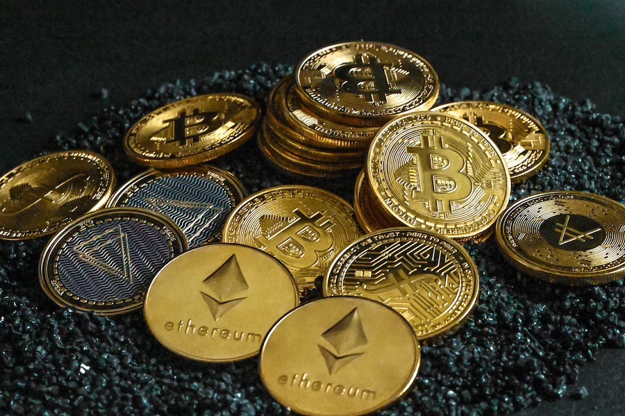 These Altcoins Expected To Inject Billions Into The Crypto Market By May