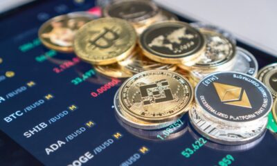 Crypto Analyst Predicts Altcoin Boom Amid Economic Downturn: “Altcoin Bull Market Has Started”