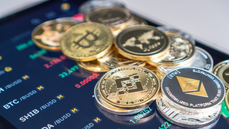 Cryptocurrencies to Buy - Unlock Crypto Millions: 3 Tokens Set to Rise for Long-Term Investors