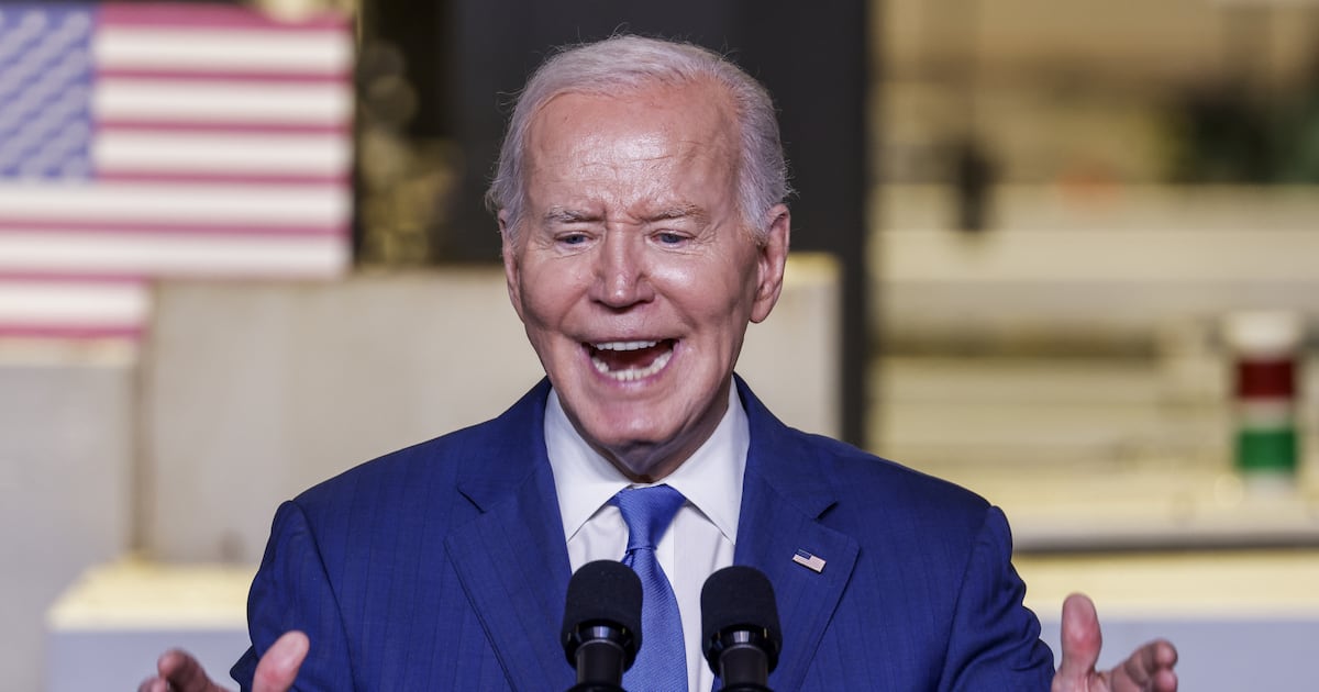 Biden withdrawal sends Bitcoin plummeting as Harris-themed memecoin surges 131% – DL News