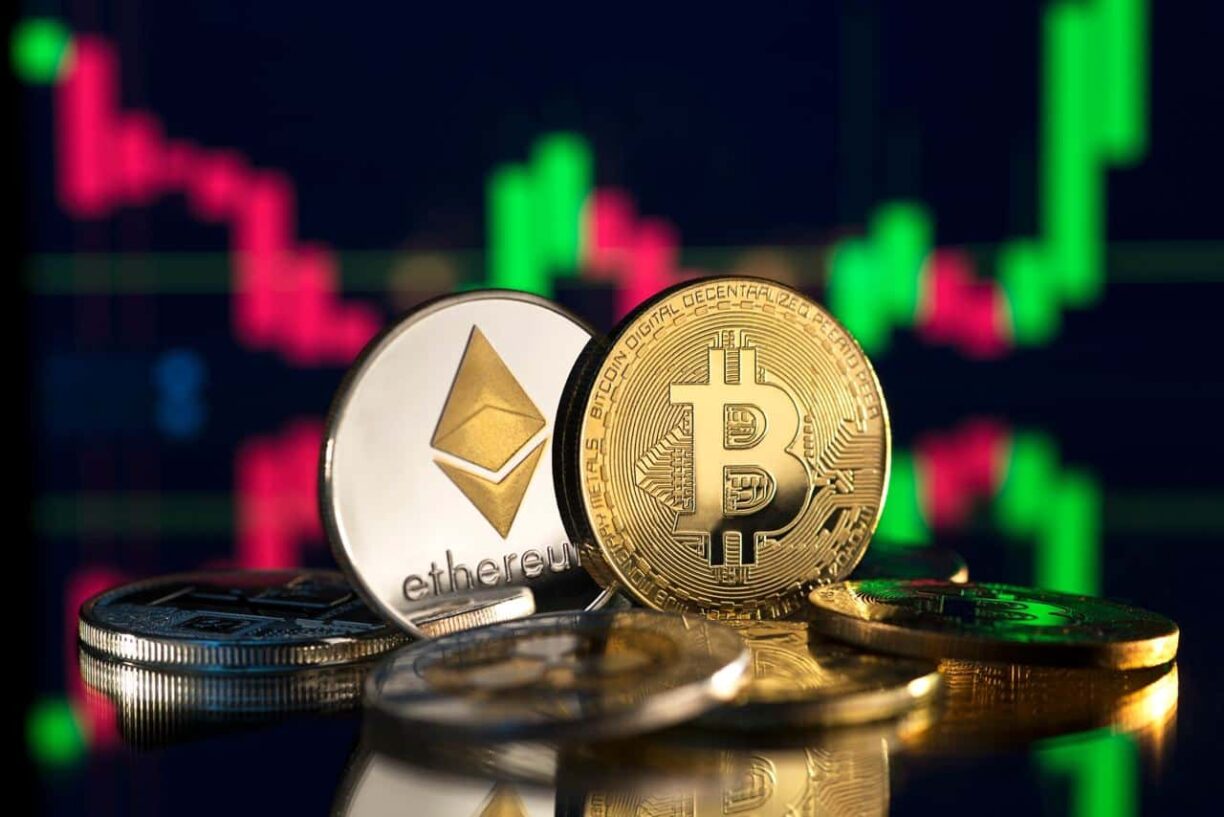 Bitcoin, Altcoins in Focus as Market Eyes Ether ETF, Fed Chair Commentary, and More